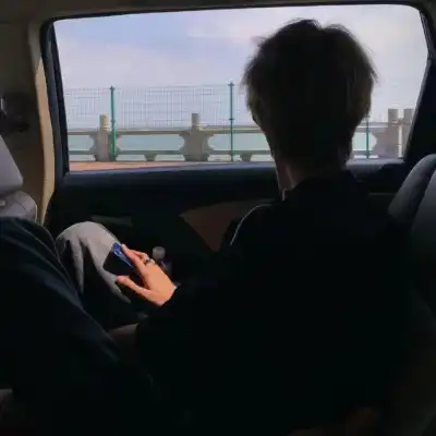 鄂娴淑